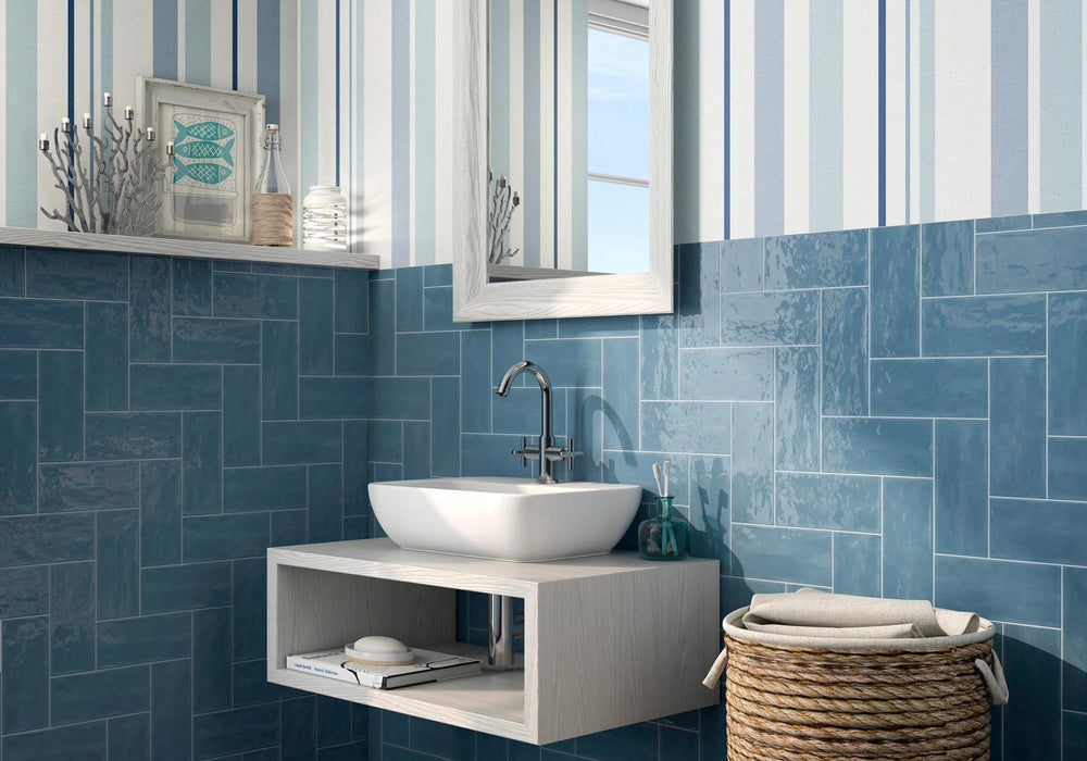 Maiolica Concrete Wall