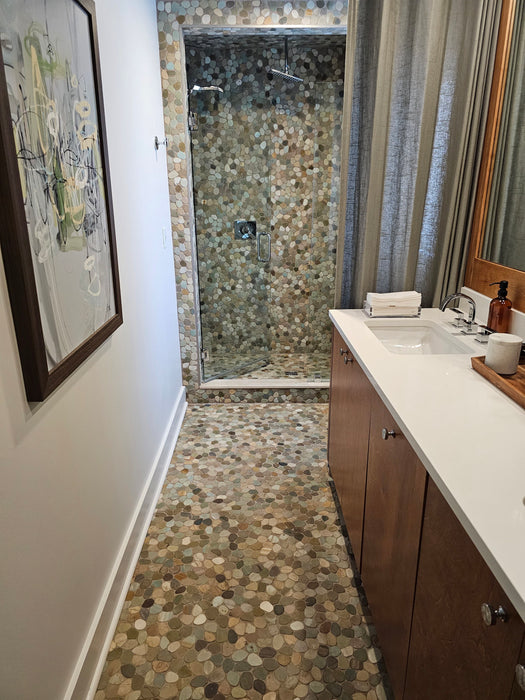 Laguna Pebbles