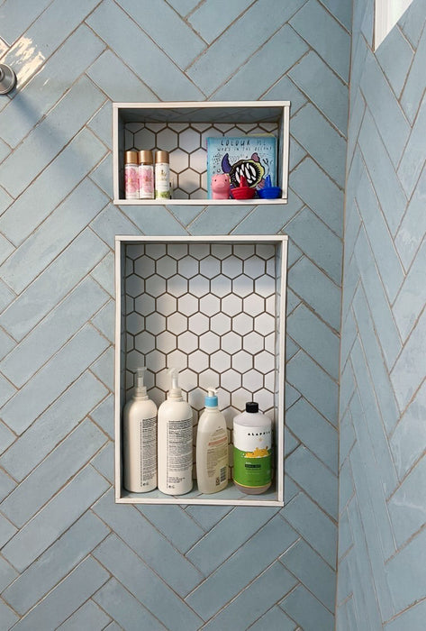 Maiolica Concrete Wall