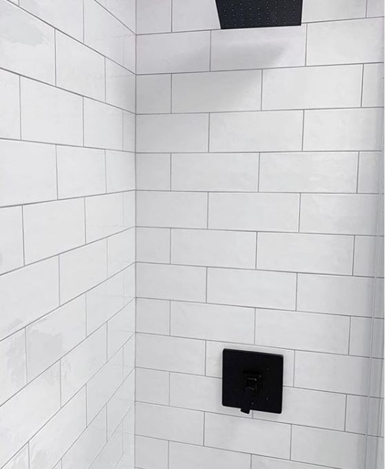 Maiolica Concrete Wall