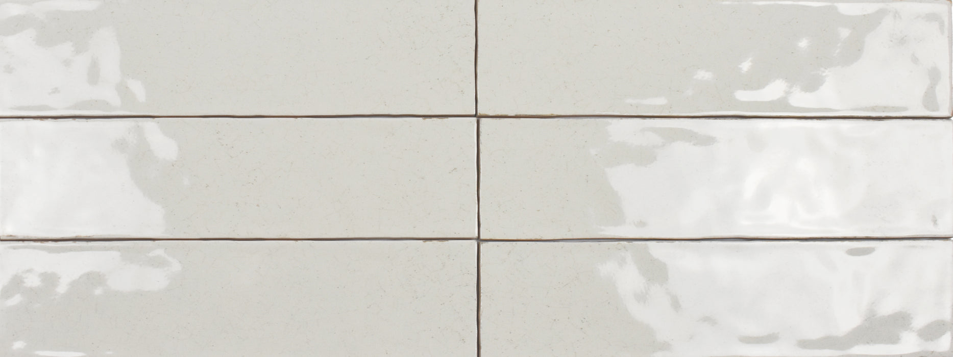 Maiolica Concrete Wall