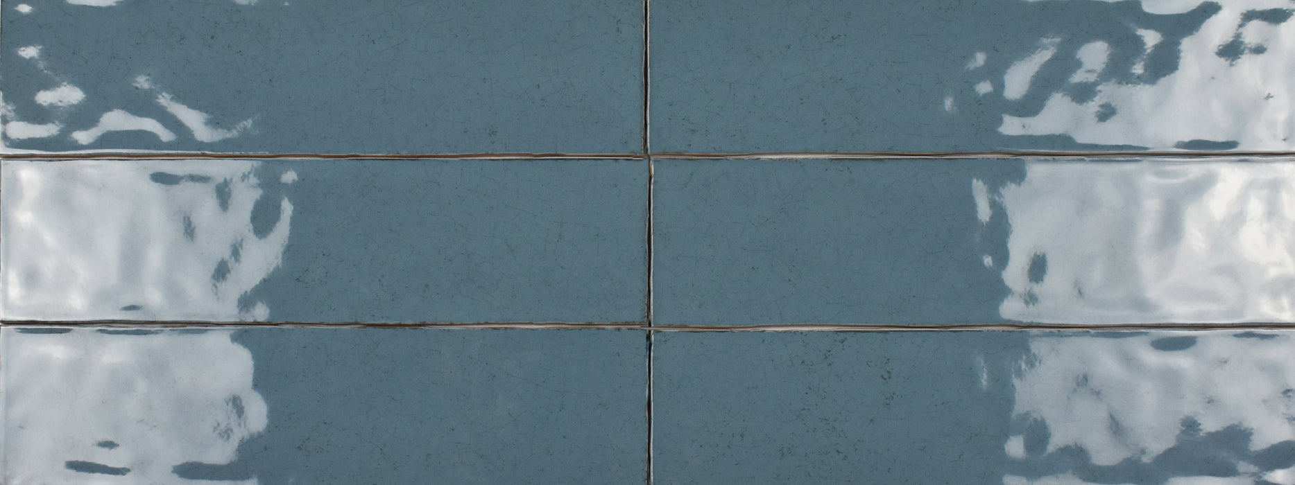 Maiolica Concrete Wall