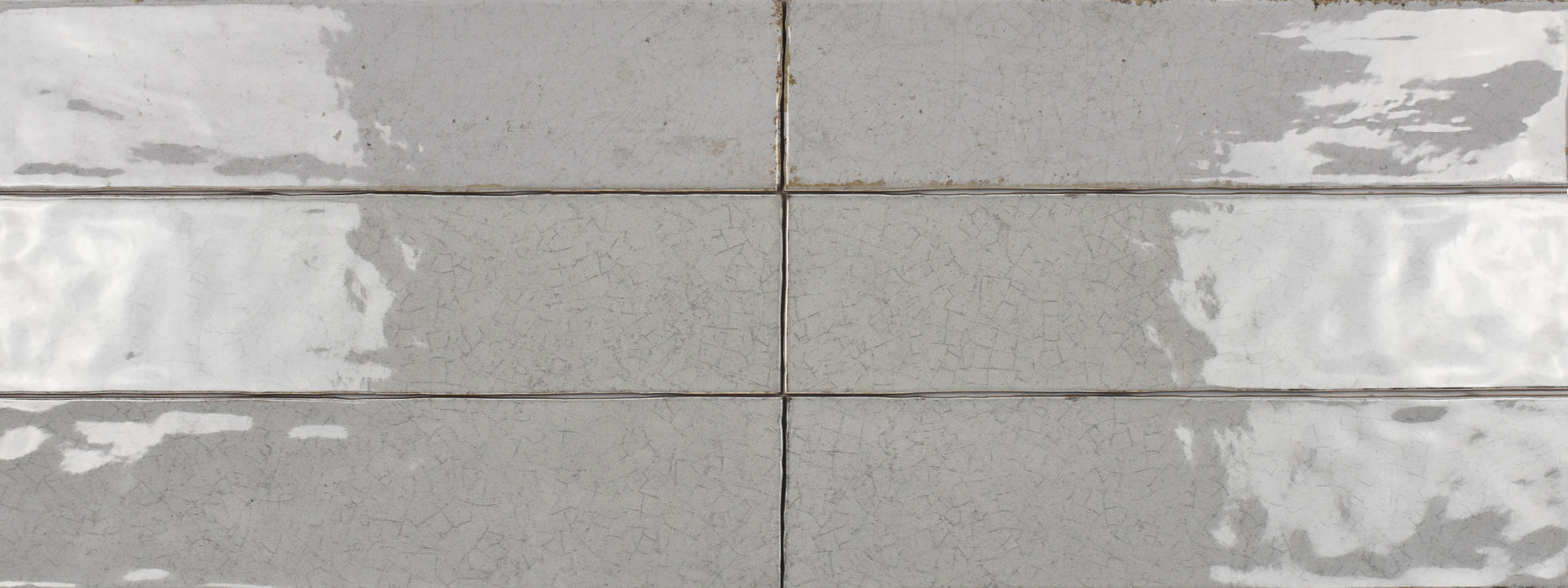 Maiolica Concrete Wall