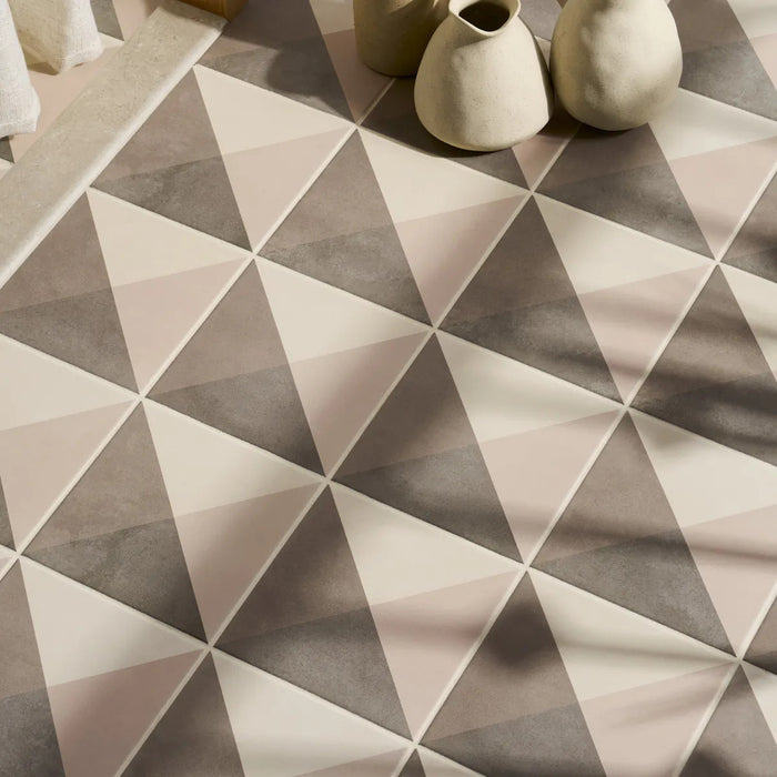 Geo Prism Deco