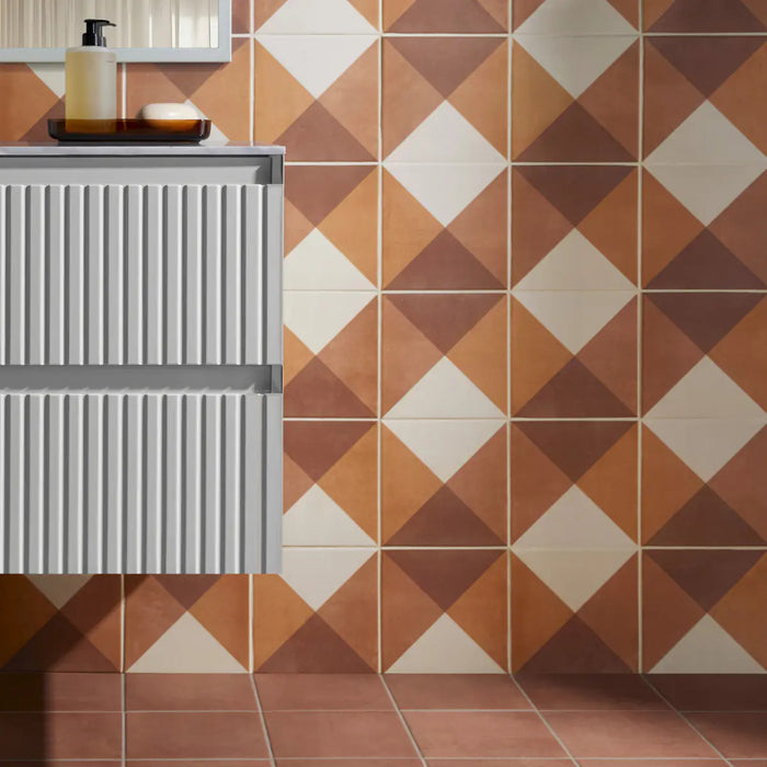 Geo Prism Deco